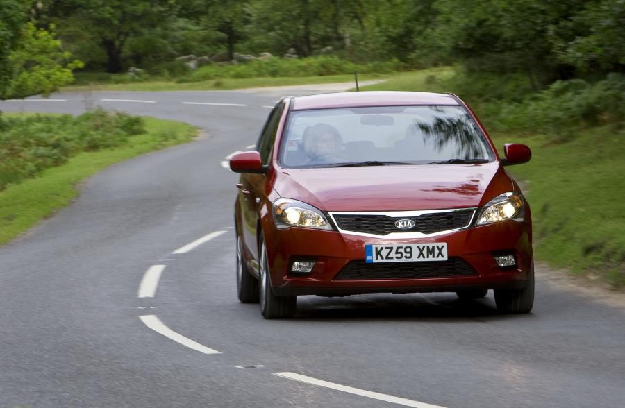  Kia cee&rsquo;d 2009 года  (фото 79 из 98)